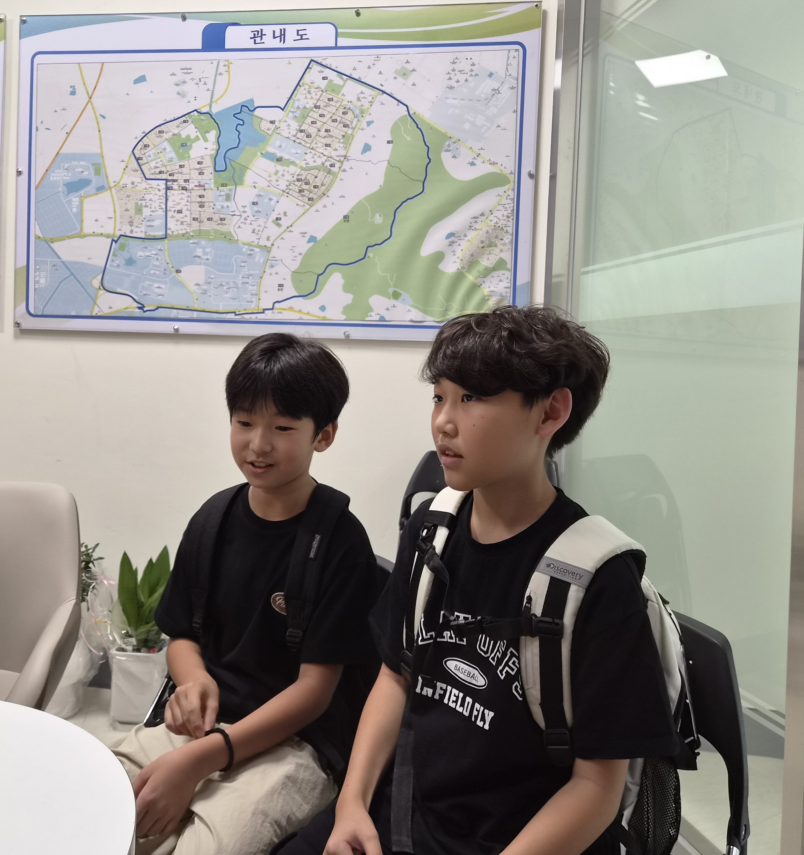 만성초 4학년 세계시민교육 알뜰시장 기부금 전달 (1).jpg